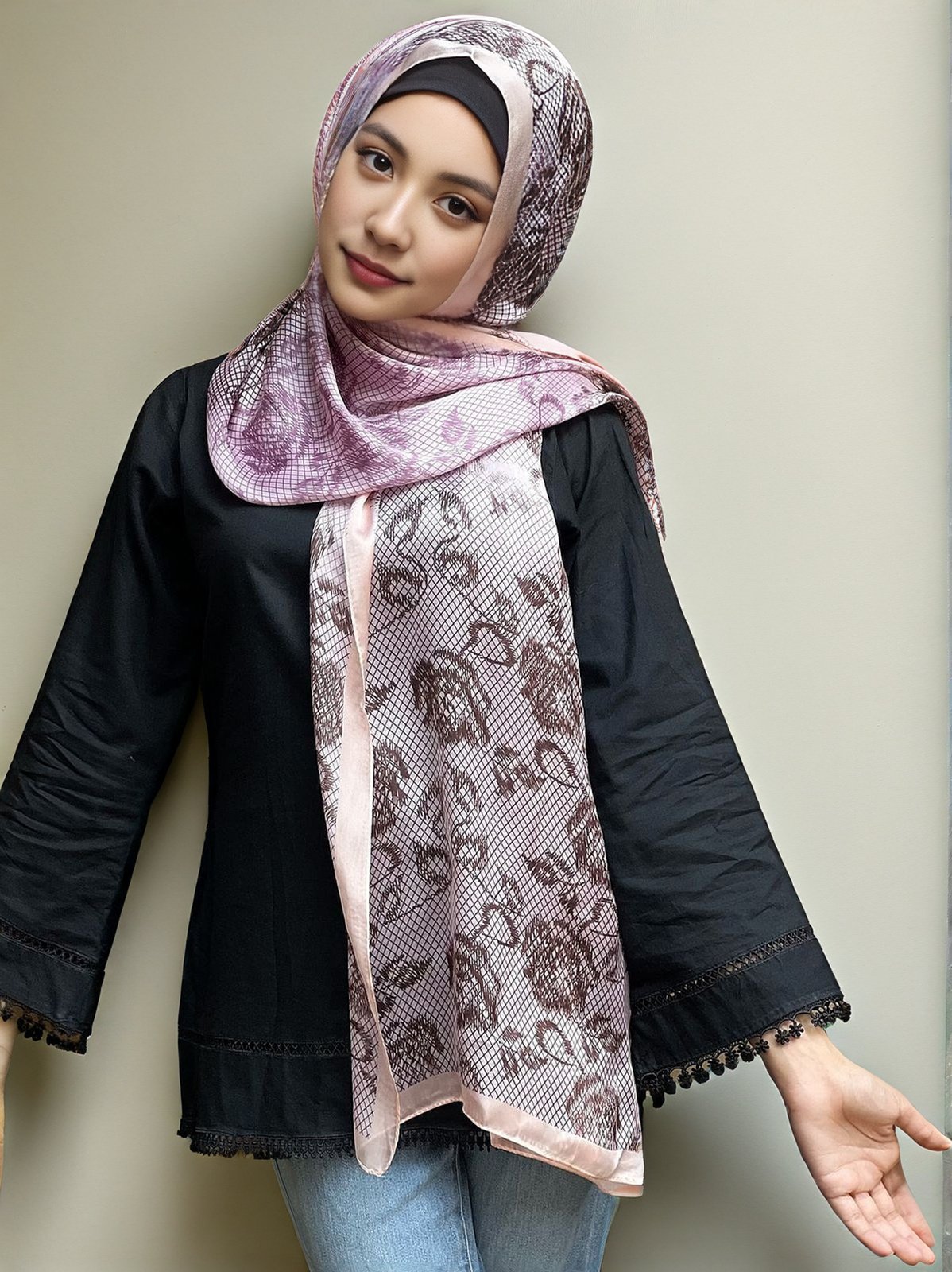 Printed Hijabs-Light Pink